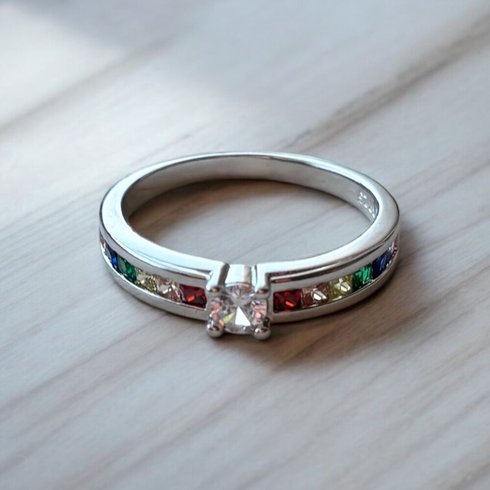 The Colorful Princess Ring - Picture 4 of 6